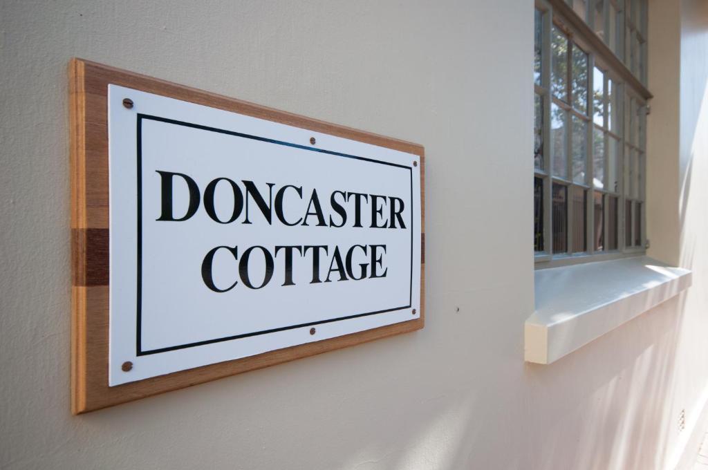 Doncaster Cottages Port Elizabeth Exterior photo