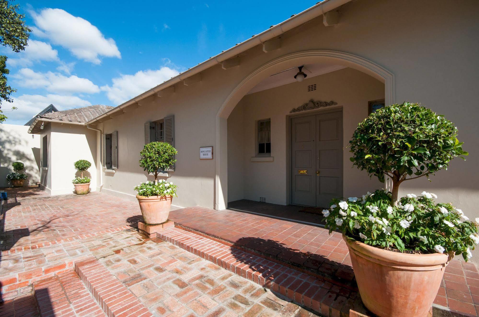 Doncaster Cottages Port Elizabeth Exterior photo